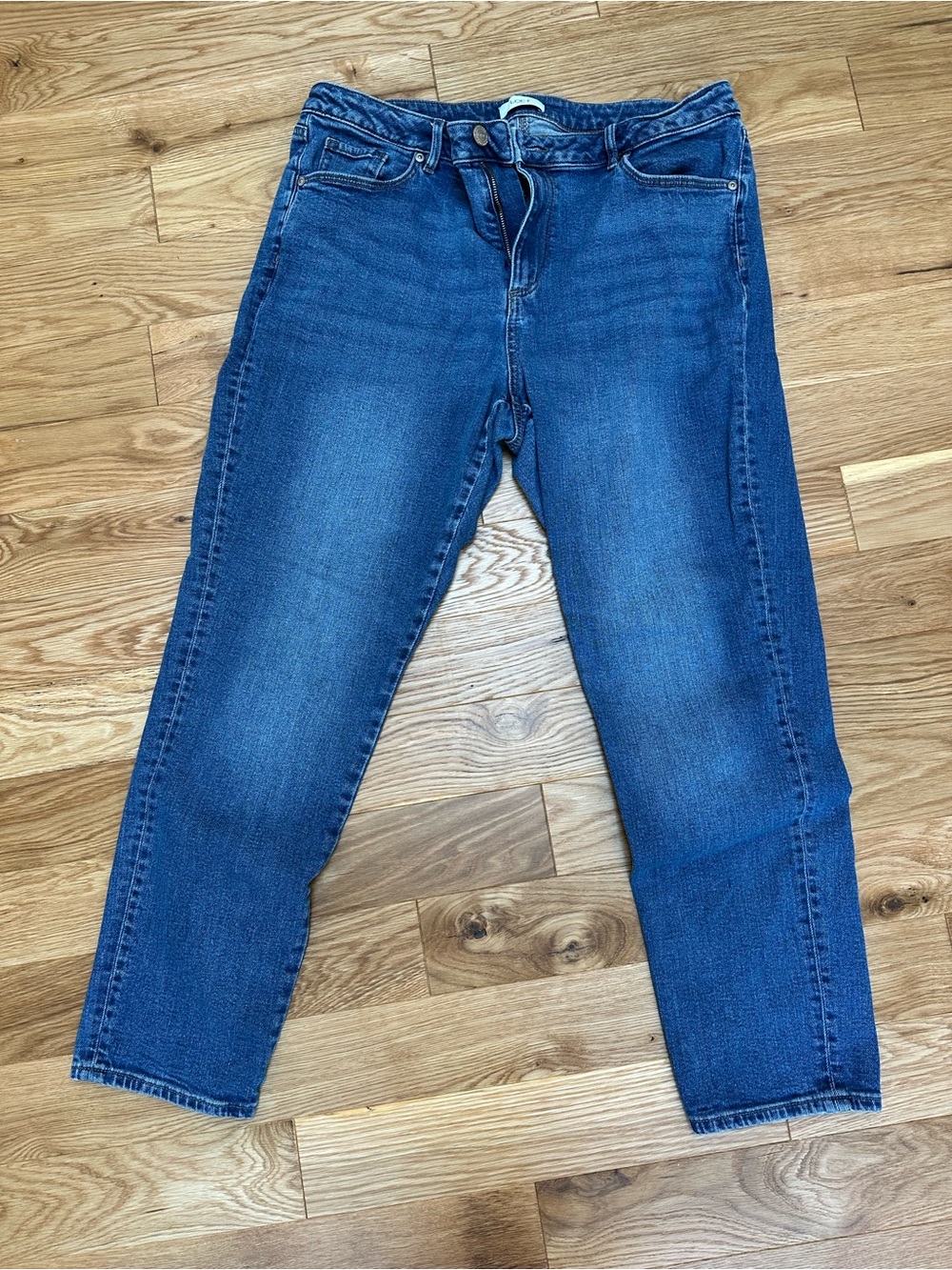 LOFT Mid-Rise Cropped Curvy Skinny Jeans in Dark Blue Wash - Size 14